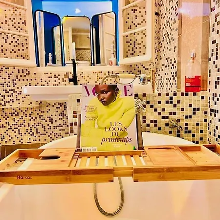 Astoria Maison D Hotes Vue Avec Piscine *