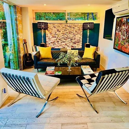 Astoria Maison D Hotes Vue Avec Piscine Accommodatie bij particulieren Cassis